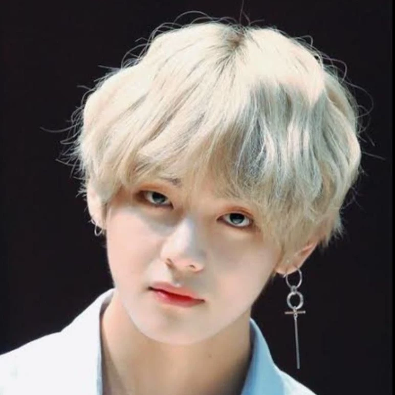 Kim Taehyung thumbnail