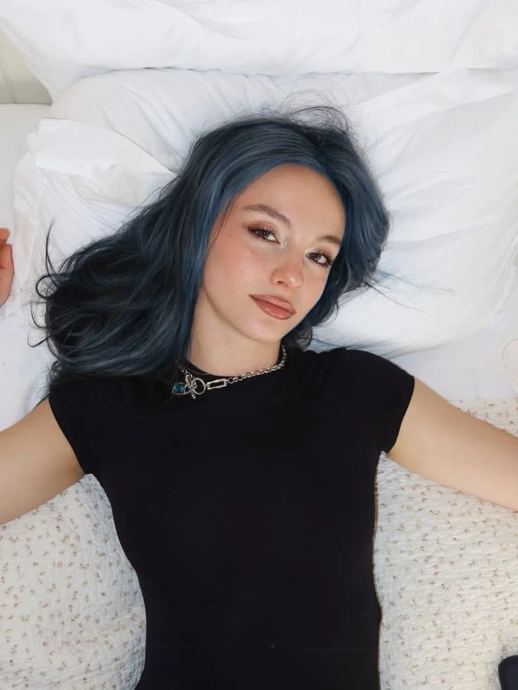 Zeynep Sude Oktay thumbnail