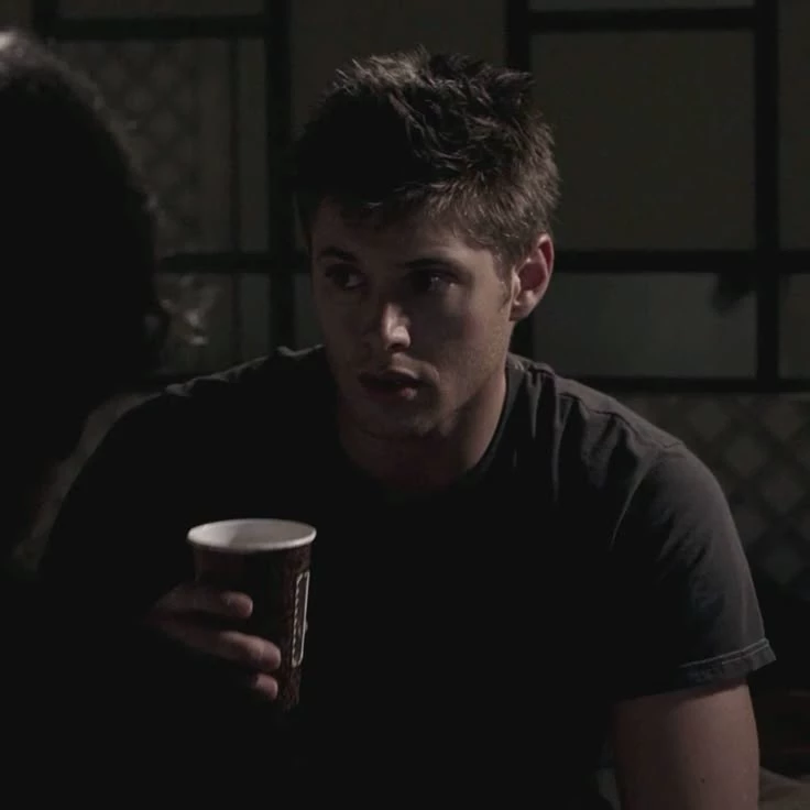 Dean Winchester  thumbnail