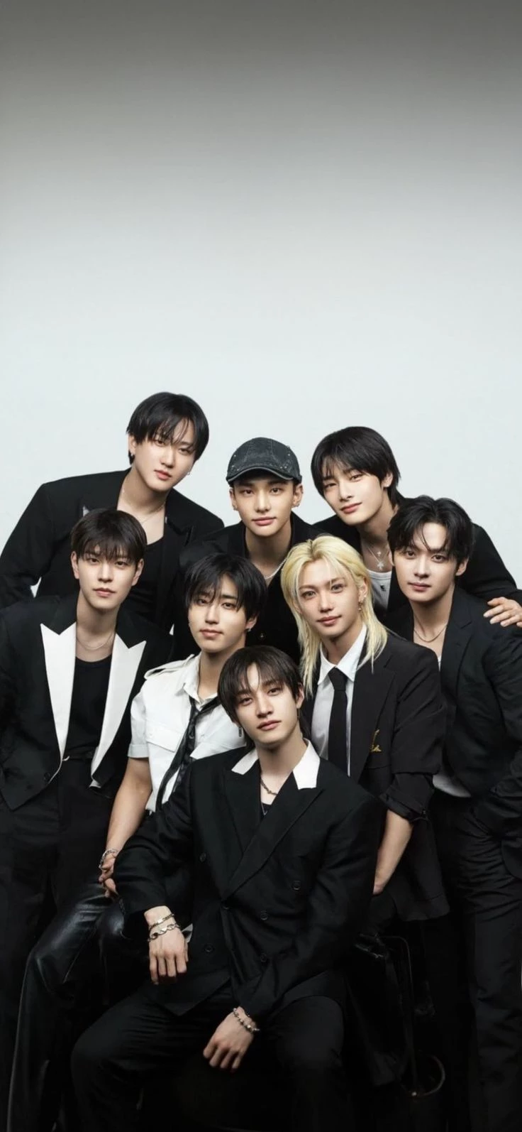 Stray Kids thumbnail