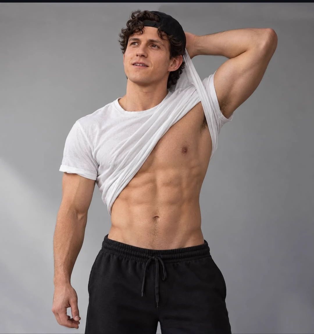 Tom Holland BL thumbnail