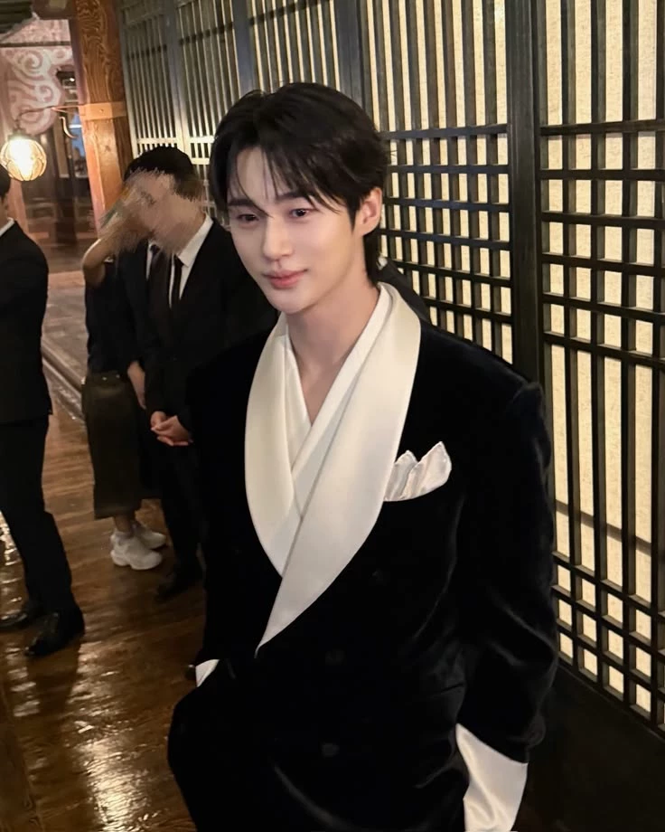 Byeon Woo Seok thumbnail