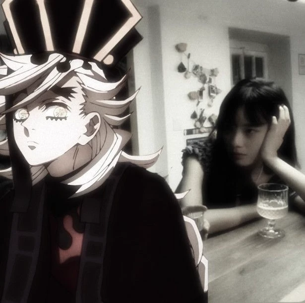 Muzna Doma, Akaza thumbnail