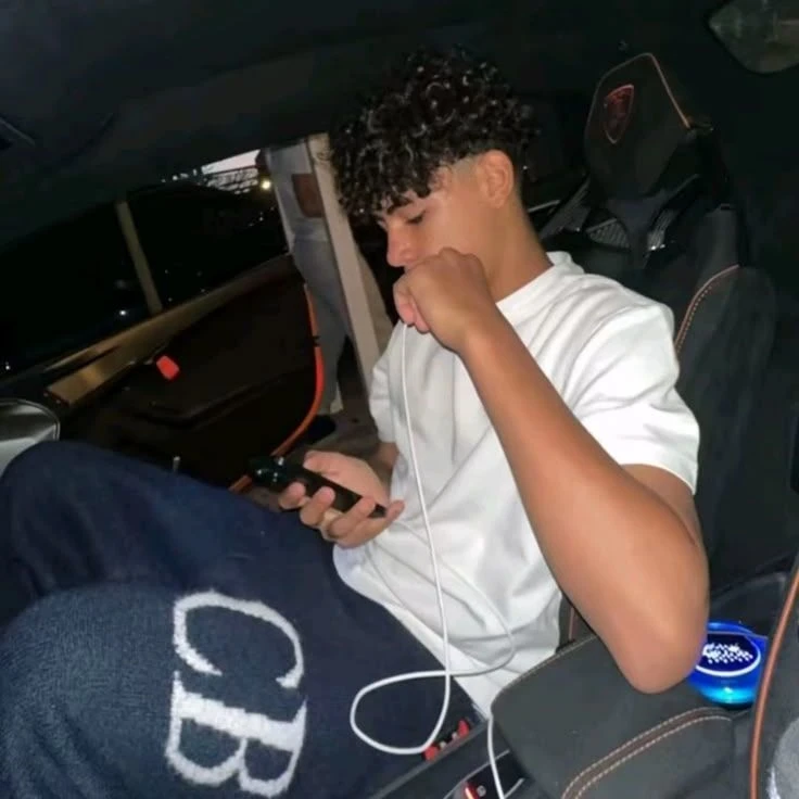 Cris jnr thumbnail