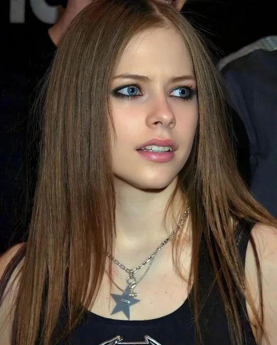 Avril Lavigne thumbnail