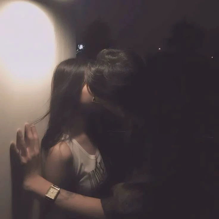 girlfriend  thumbnail