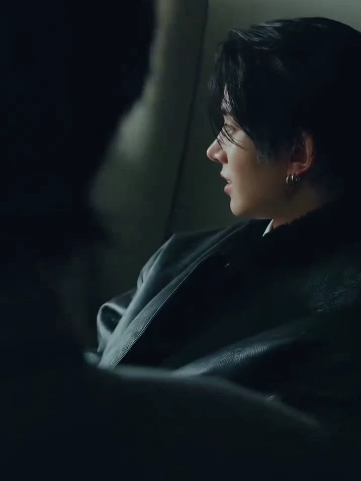 lee heeseung thumbnail