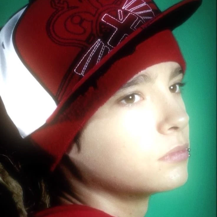 Tom Kaulitz thumbnail