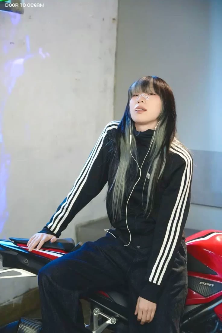 Bada Lee thumbnail