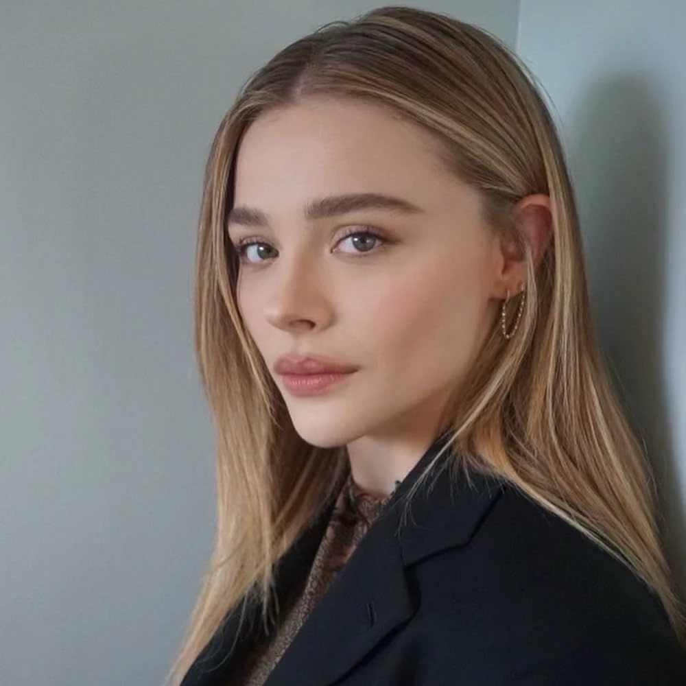 Chloë Grace Moretz thumbnail