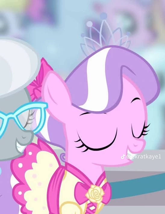 diamond tiara e silver spoon thumbnail