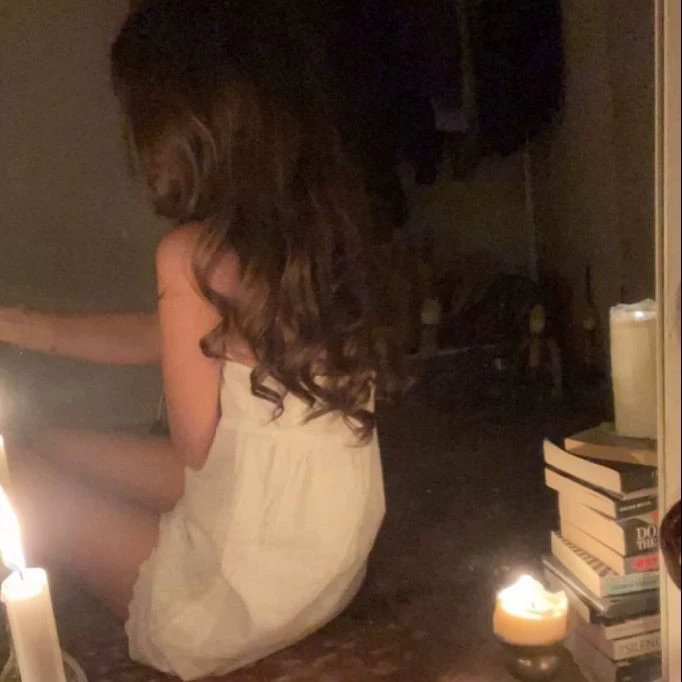 ˙∘ʚ✉* 𝓘𝒓𝒊𝒔 𝓢𝒘𝒂𝒏 ⊹˗ˏˋ🦢 ७