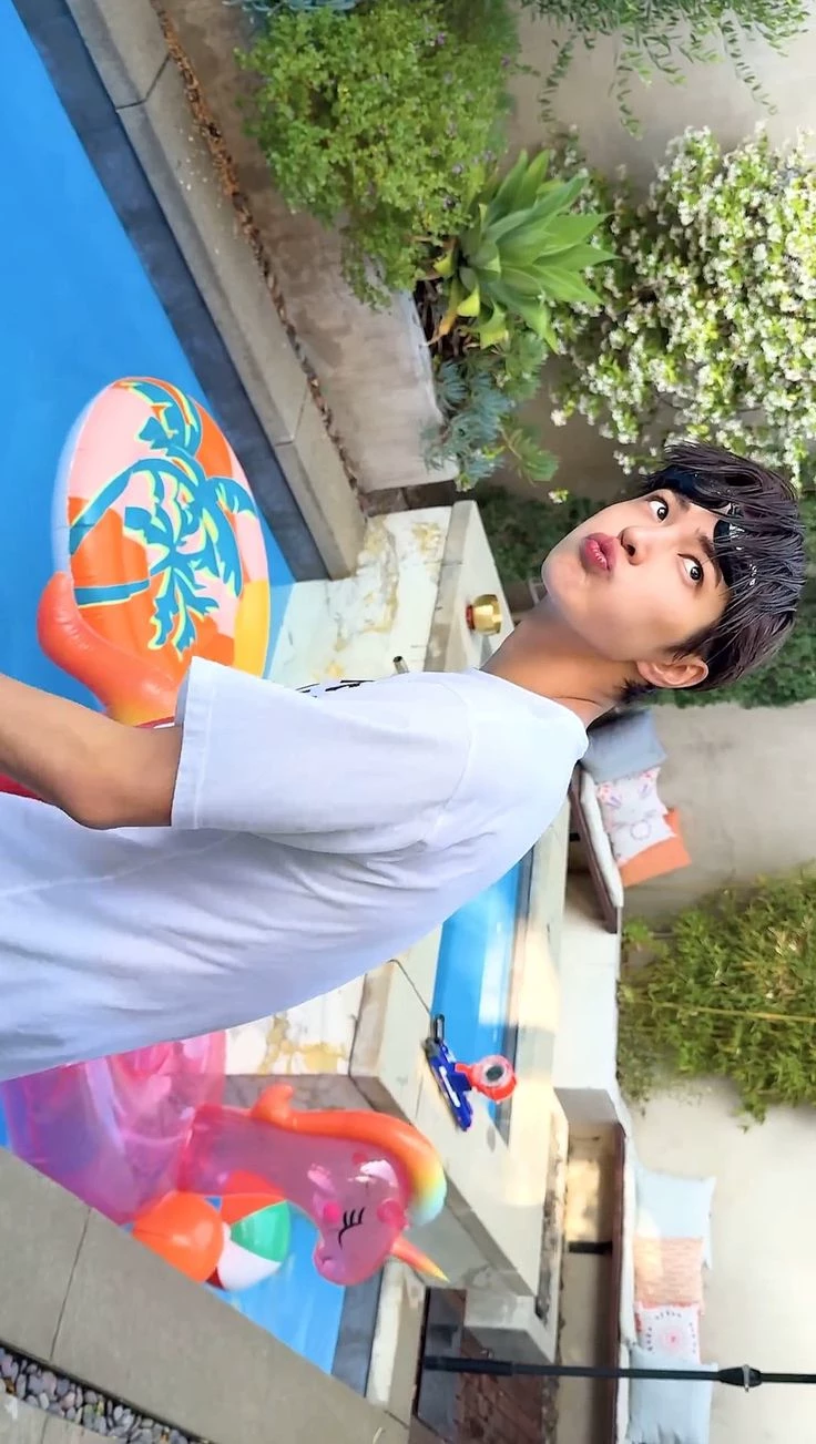 Ahn Keonho  thumbnail