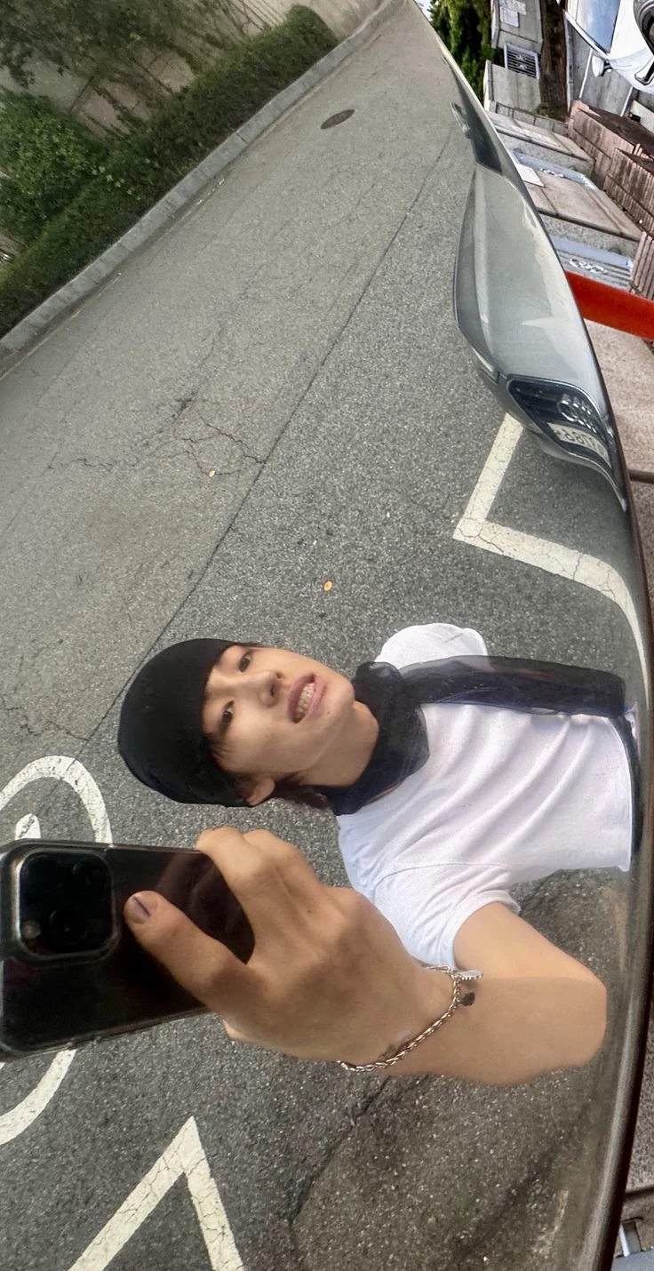 Eom Seonghyeon  thumbnail