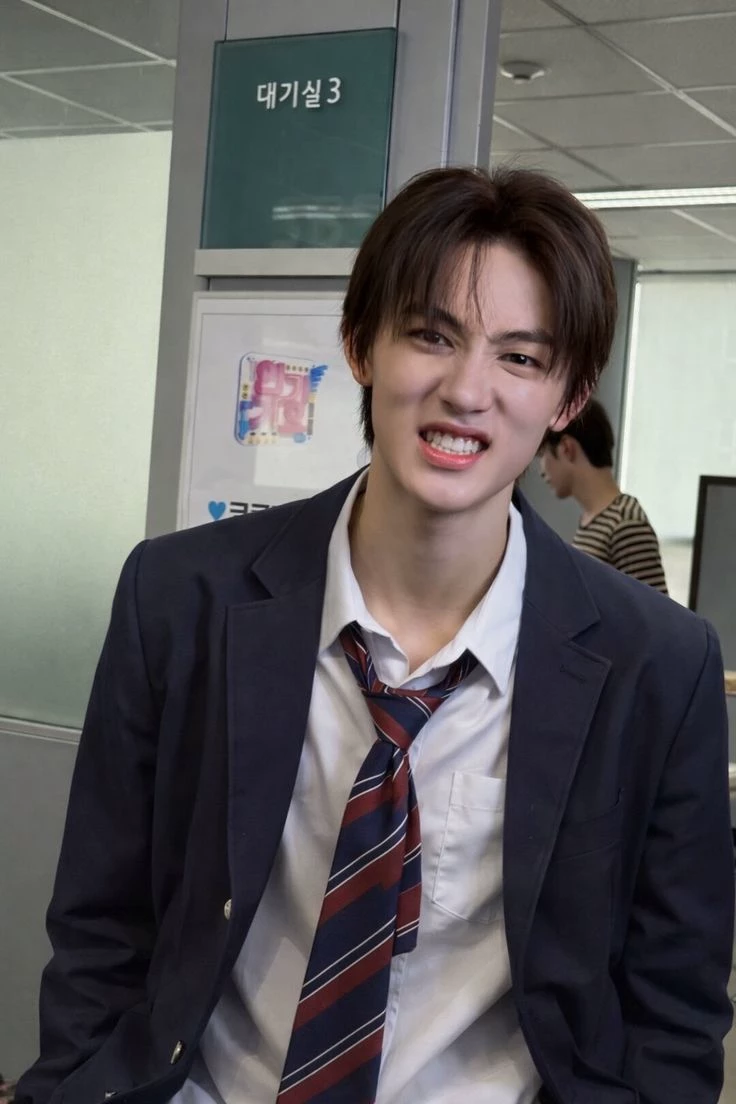 Eom Seonghyeon thumbnail