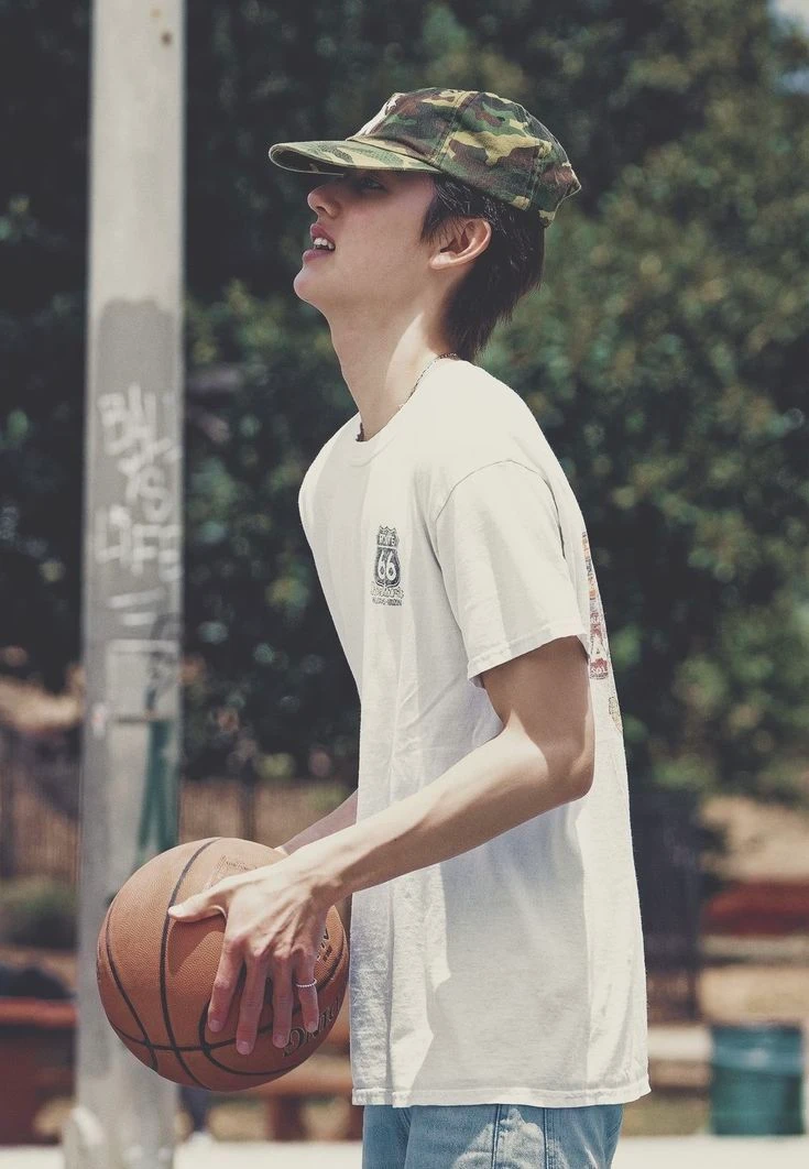 Eom Seonghyeon thumbnail