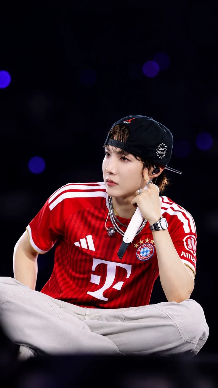 Jung Hoseok × J-hope thumbnail