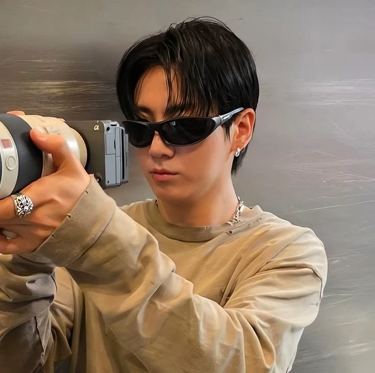 Jeon Junkook thumbnail