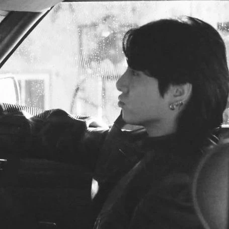 Jeon Jungkook thumbnail
