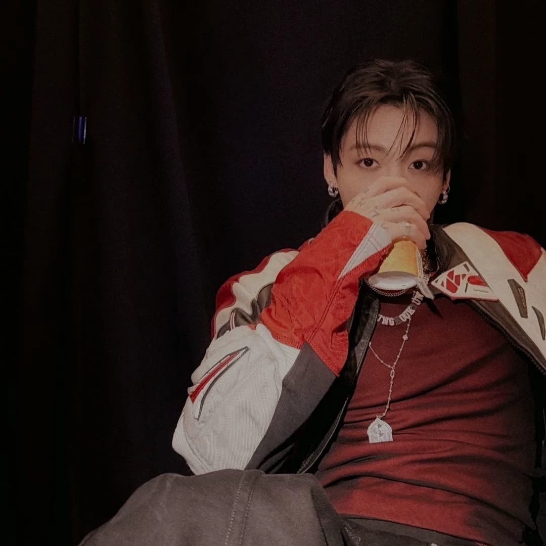 Jeon Jungkook thumbnail
