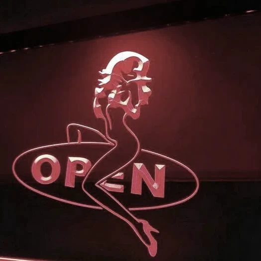 Golden Kiss thumbnail
