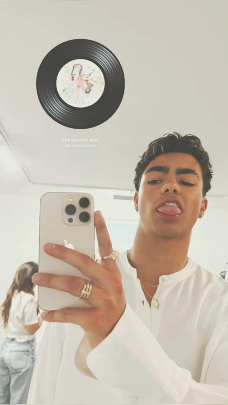 Malachi Barton 2.0 thumbnail