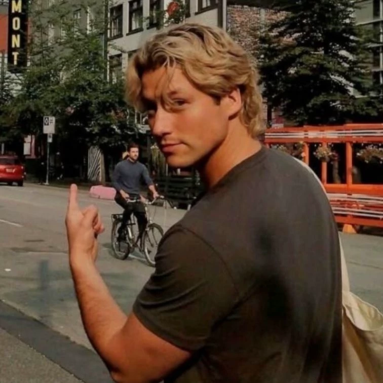 Dean Di Laurentiis thumbnail