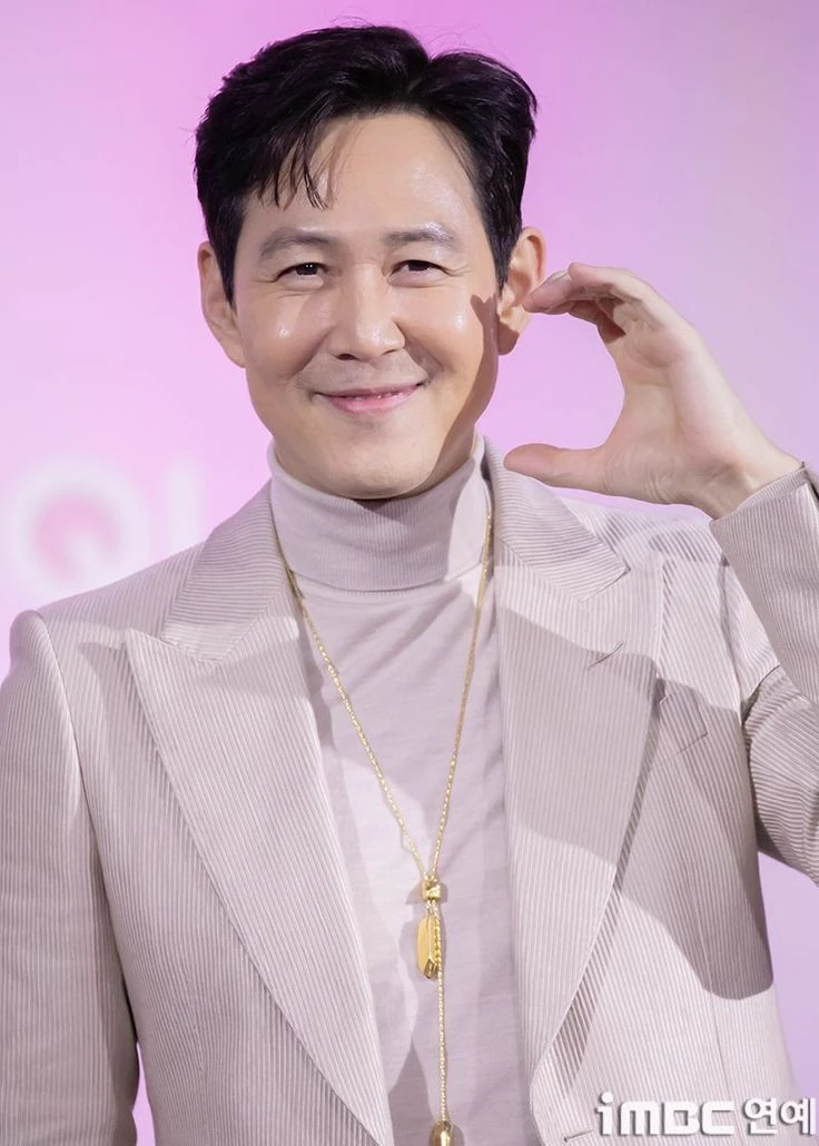 Lee Jung-jae thumbnail