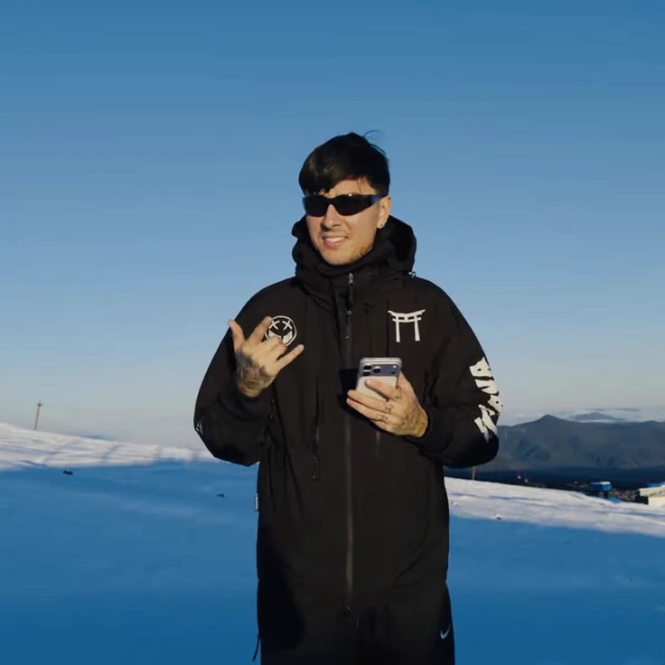 Erick Pulgar 🫦 thumbnail