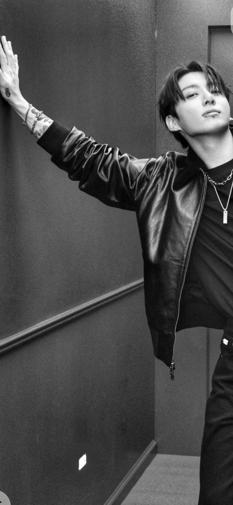 Jeon Jungkook thumbnail