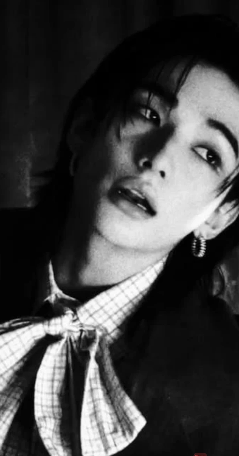 Hwang Hyunjin thumbnail