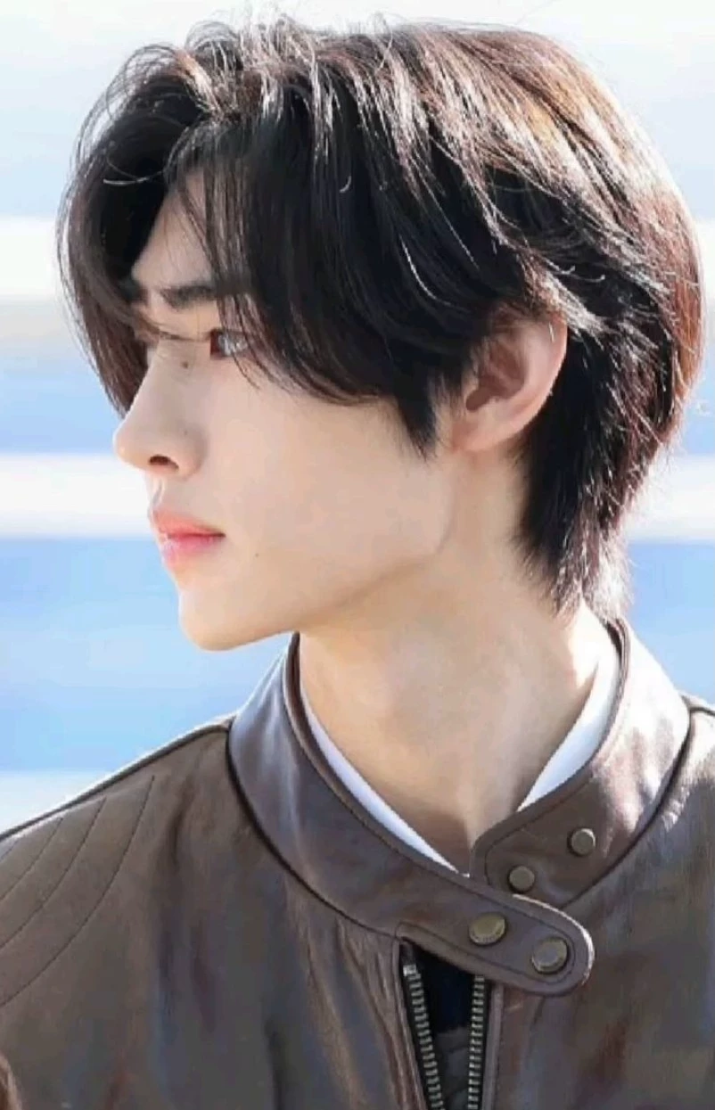 Sunghoon thumbnail