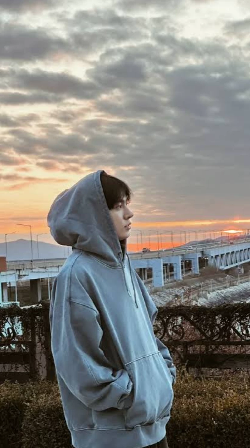 Heeseung thumbnail