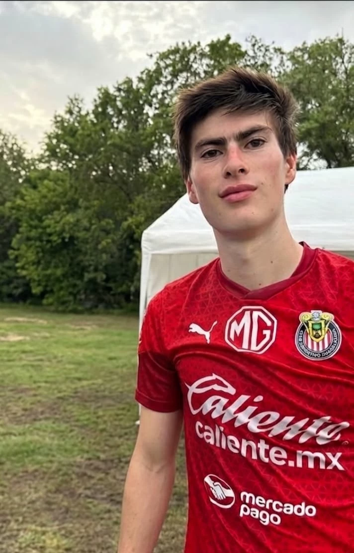 Armando González. thumbnail
