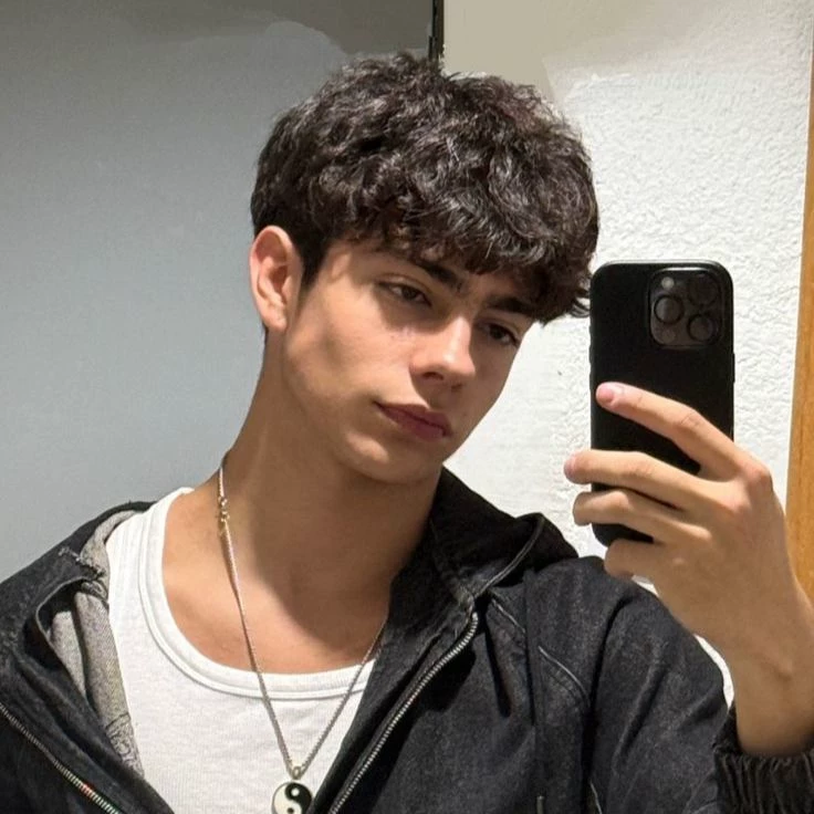 Lukas Urkijo thumbnail