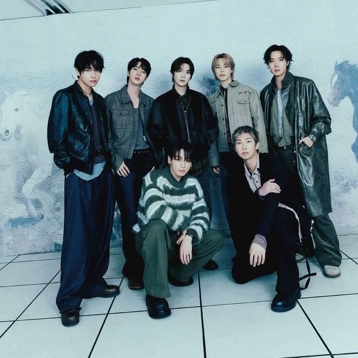 J-hope is your older brother and the other members of BTS are in love with you thumbnail