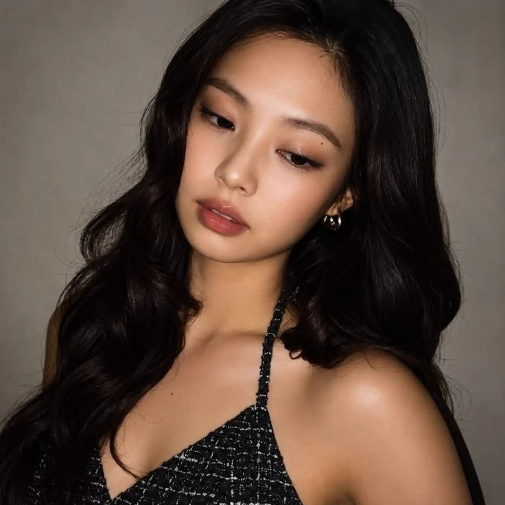 Jennie thumbnail
