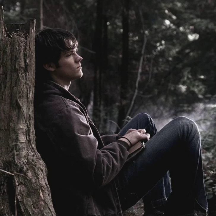 Sam Winchester thumbnail