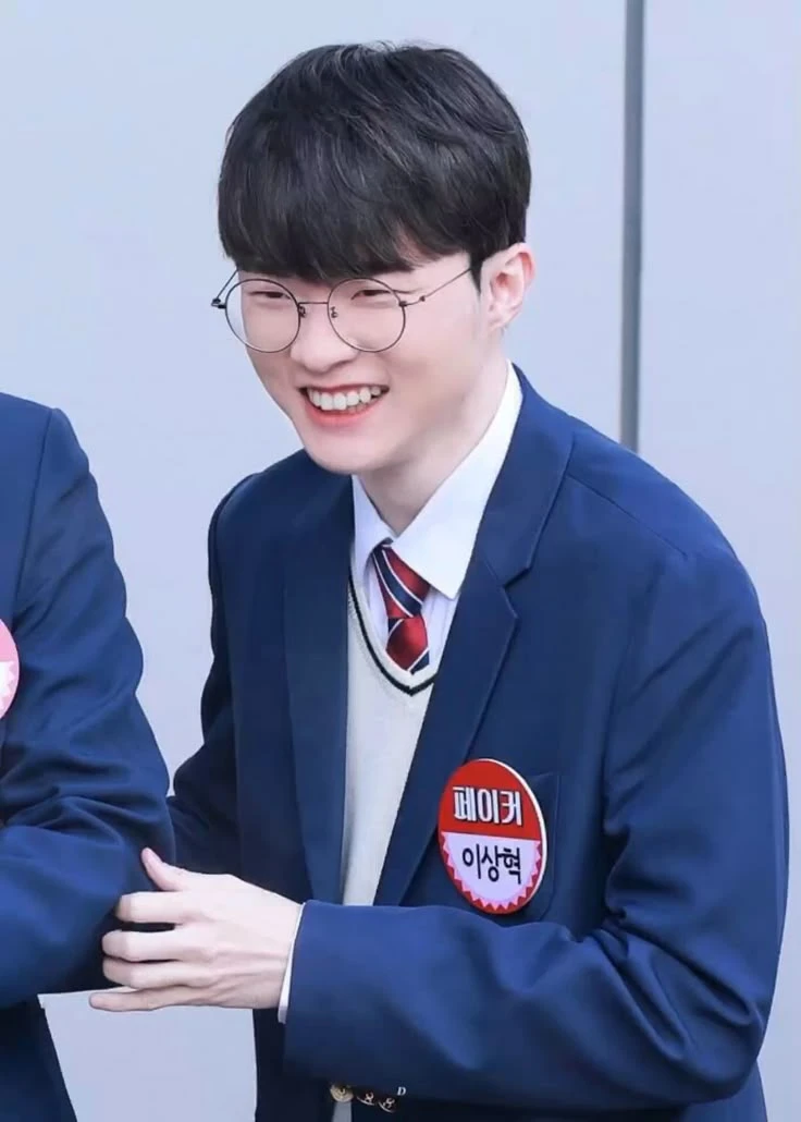 Lee Sanghyeok thumbnail