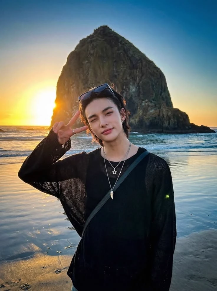 Hyunjin thumbnail