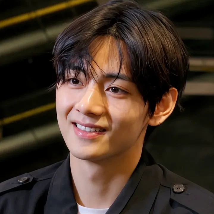 Kim Taehyung thumbnail