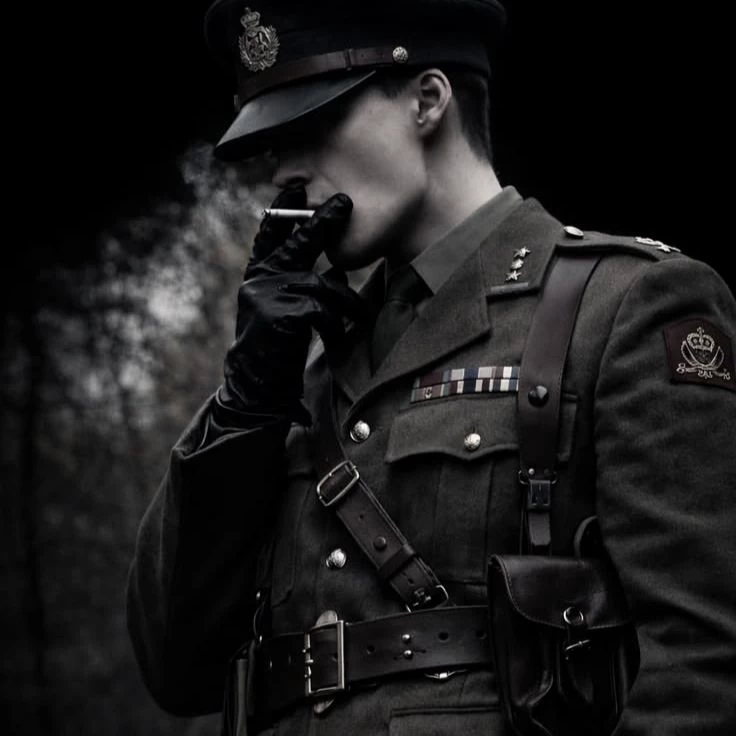 Leonel (your husband commander of 1940) thumbnail