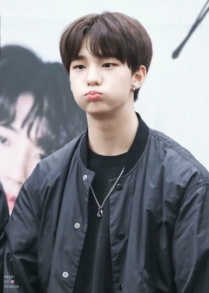 Hyunjin thumbnail