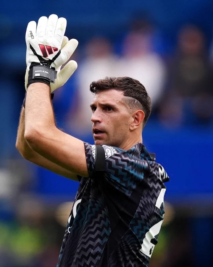 Emiliano Martinez (Dibu) thumbnail