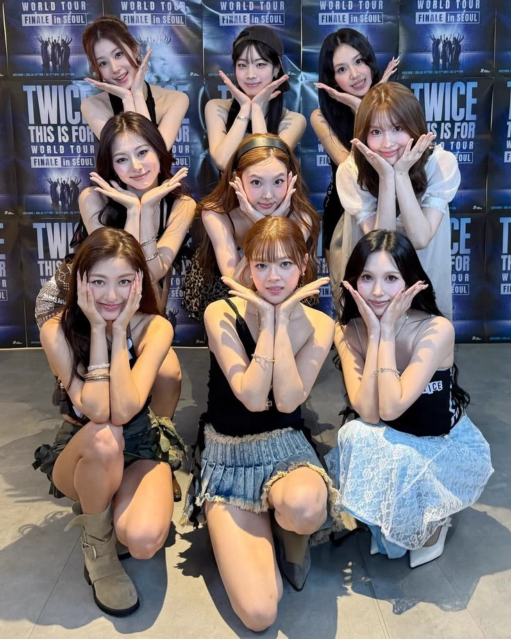 create a story with twice thumbnail