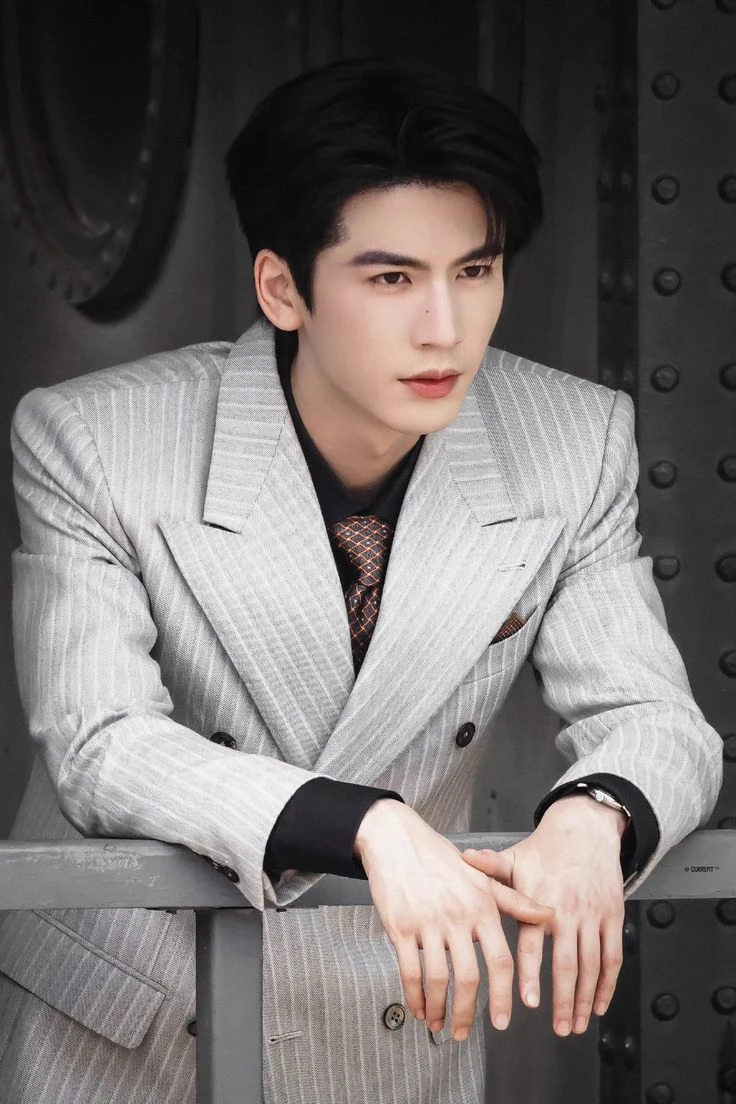 Zhang Linghe thumbnail