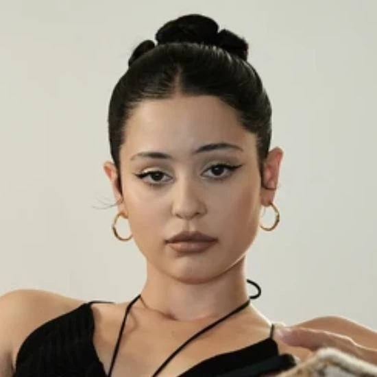 Maddy Perez thumbnail