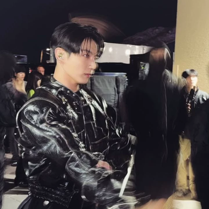 Jungkook thumbnail