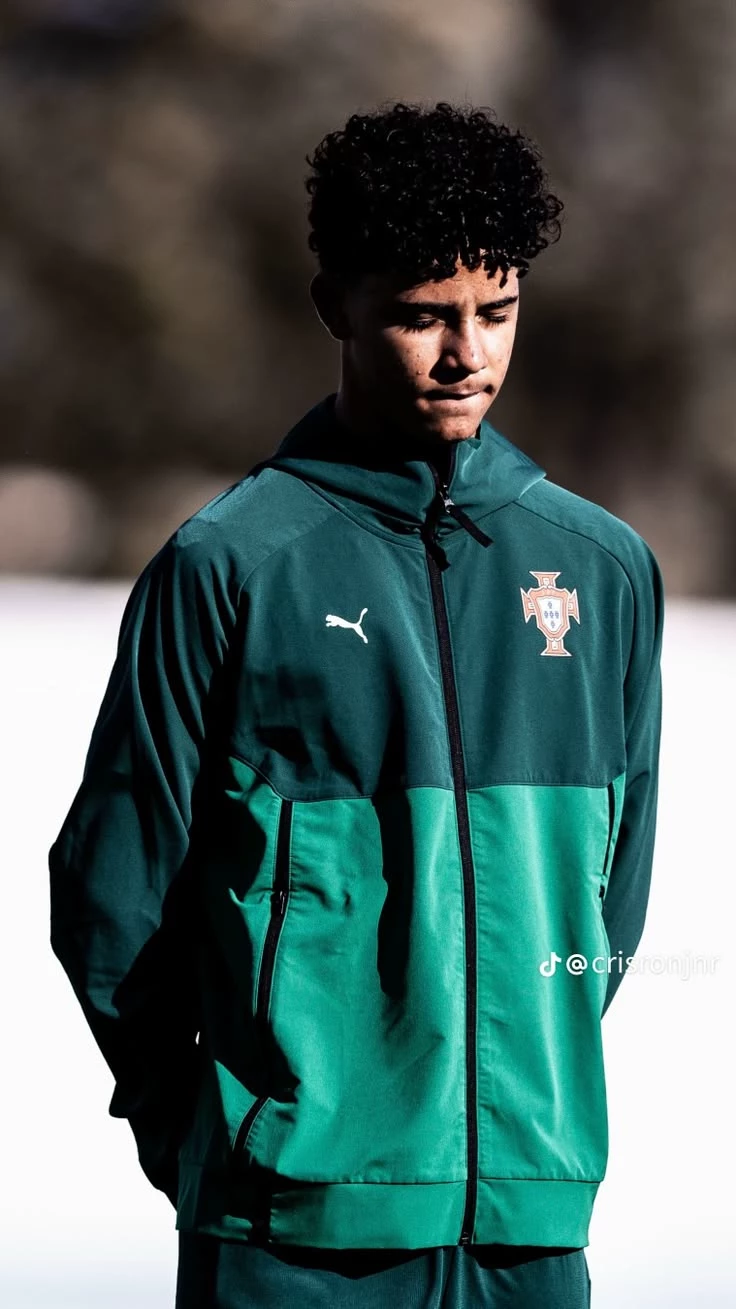 Cris Jr thumbnail