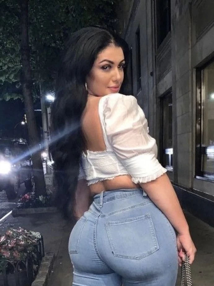 Andrea thumbnail